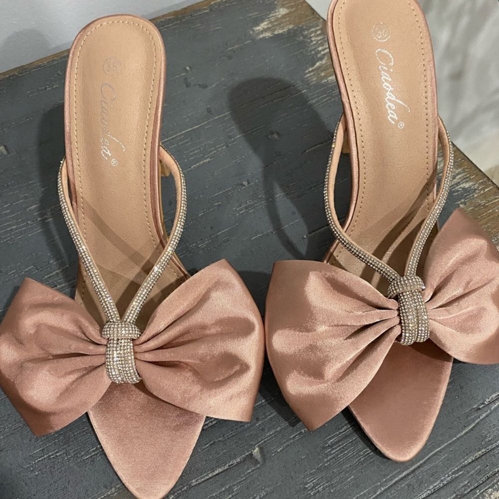 New Champagne/Taupe Satin Slide Sandals